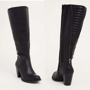 Torrid black quilted back zip detail knee high heel boots 11w wide calf width